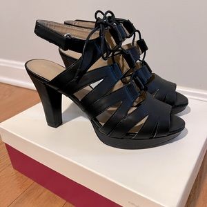 Brand new Naturalizer Kappa heels, 8.5
